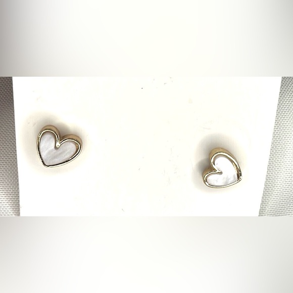 NEW Earrings White Pearl with Gold Trim Fashion Earrings Stud with Backing - Picture 2 of 4